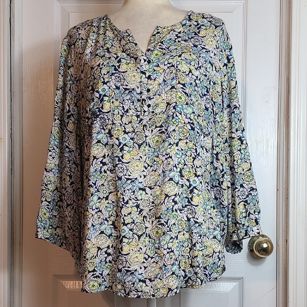 Anne Carson Floral Blouse